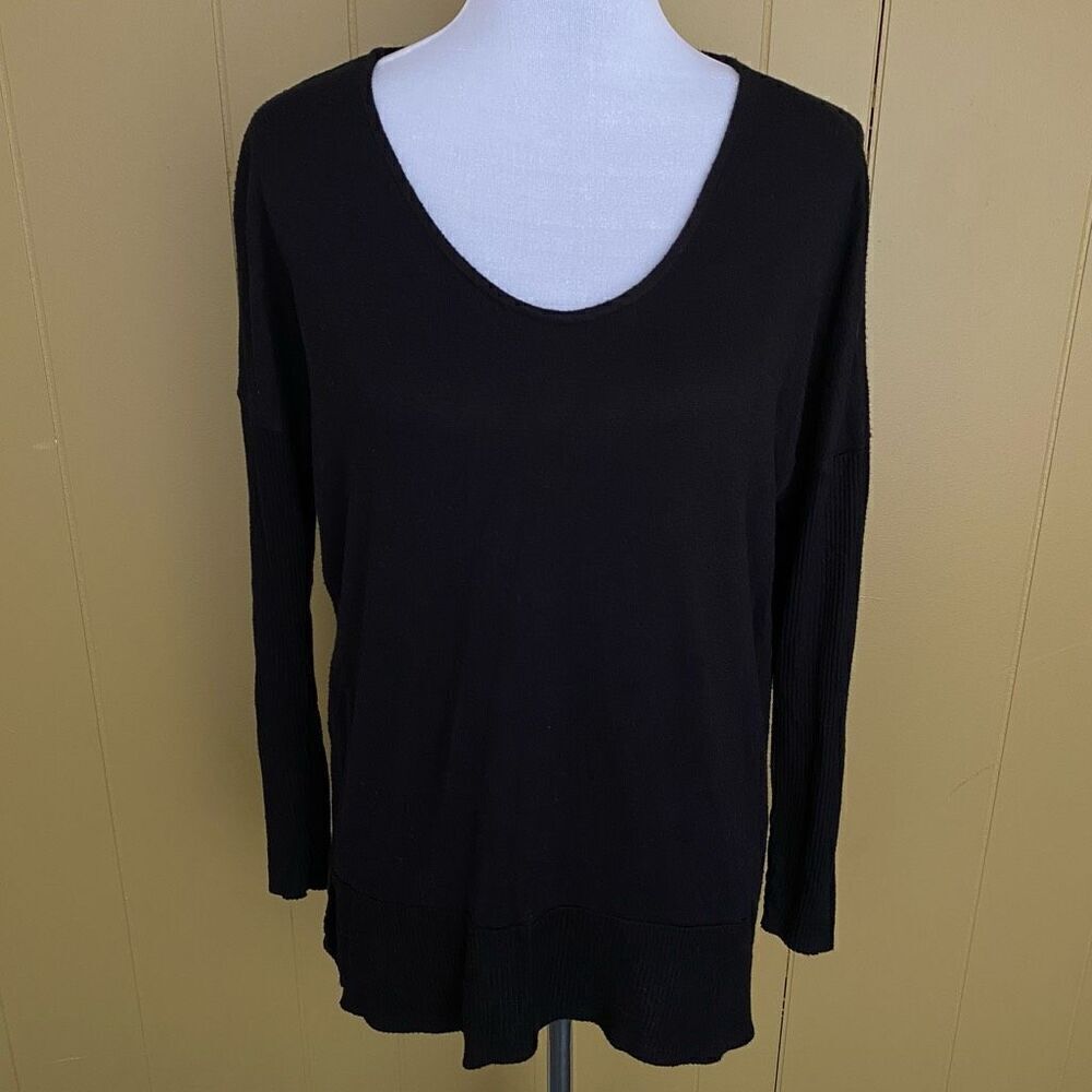 Time & Tru women S scoopneck batwing loose fit longsleeve sweater black